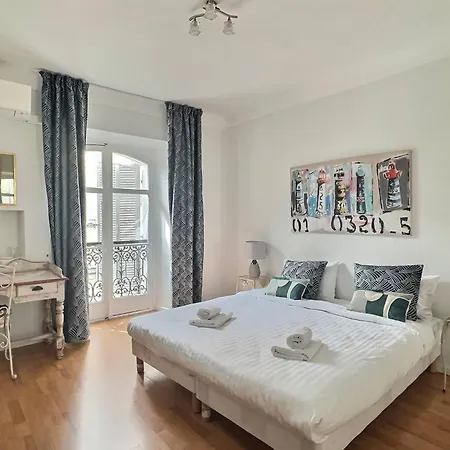 Nadia By Terry's Homes Appartement *